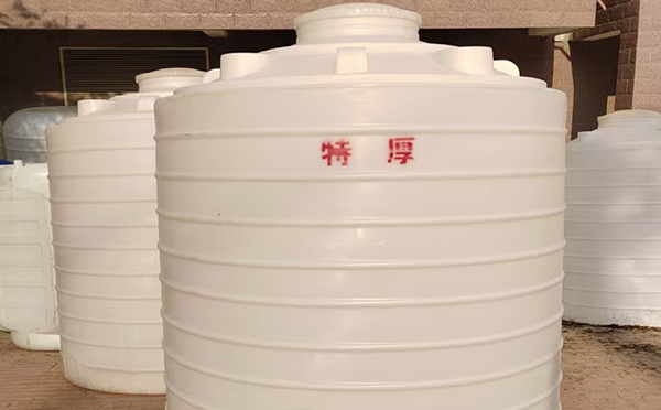 特厚甘州塑料桶批量交付实录：强化结构应对严苛储运环境